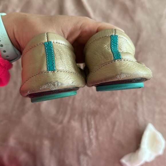 Champagne Tieks Size 7 - Picture 4 of 4